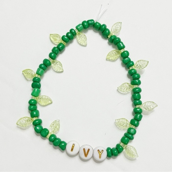 Taylor Swift Eras Tour Friendship Bracelet Ivy Evermore - Picture 1 of 1